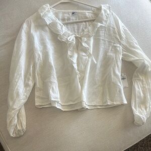 *NWT* Elegant White Ruffle Blouse